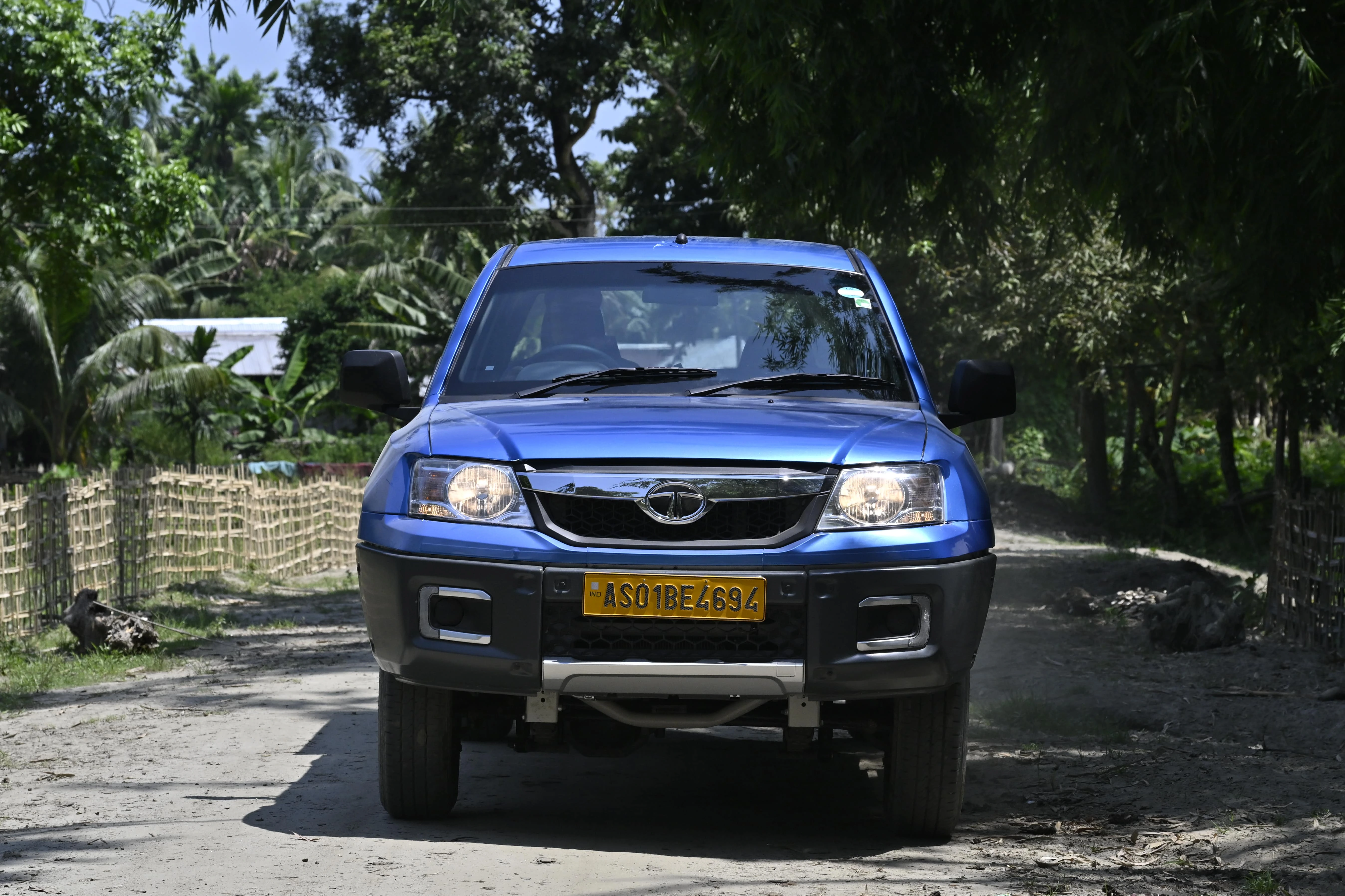 tata yodha crew cab 4x4